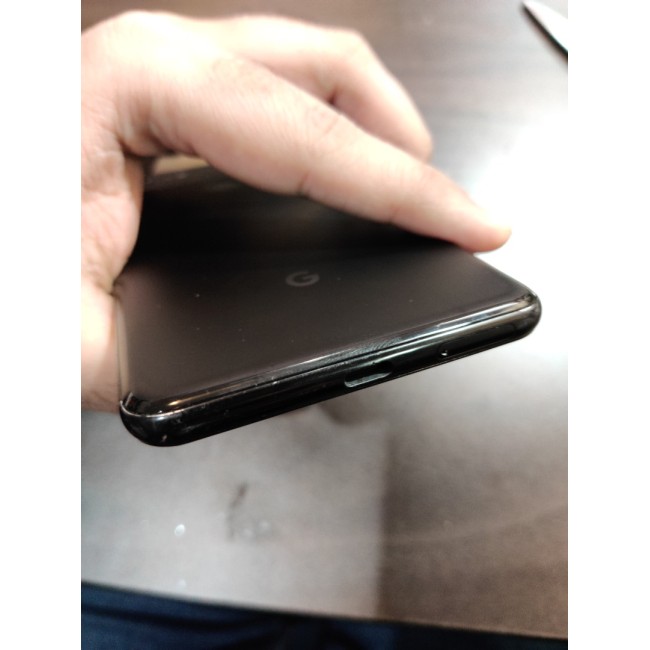 Google Pixel 3 XL 64gb Minor Screen Crack