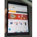 Apple iPad 5th Gen 32GB Wifi Cellular Dent On Back and Side Minor Crack on Front