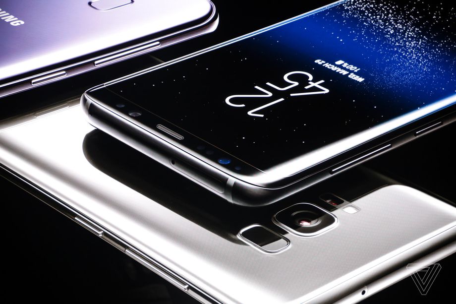 Samsung will unveil the Galaxy S9 next month